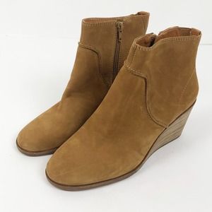 Lucky Brand Womens Boots sz 8 Round Toe Wedge Heel Ankle Booties Suede Tan Brown